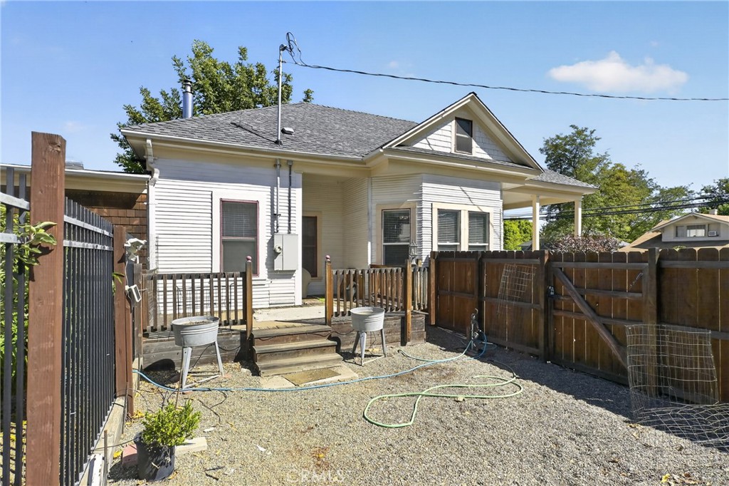 349 N Oregon Street Property Photo 50