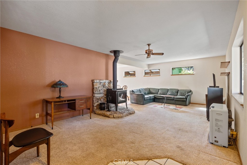 400 1st Property Photo 8