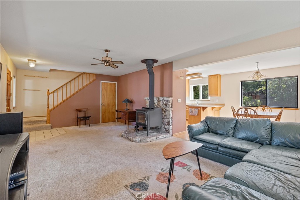 400 1st Property Photo 9
