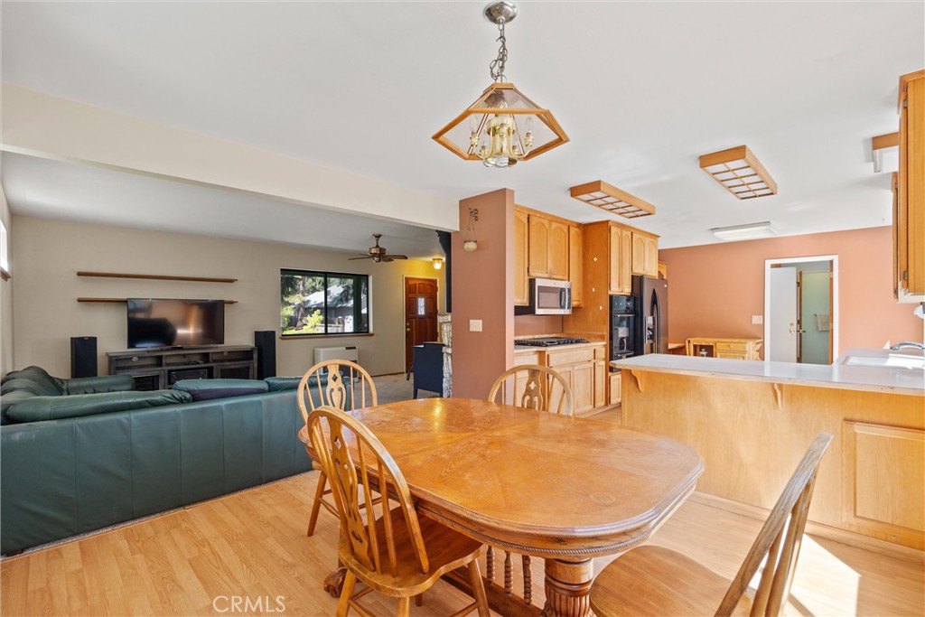 400 1st Property Photo 10