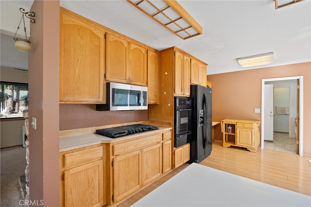 400 1st Property Photo 13