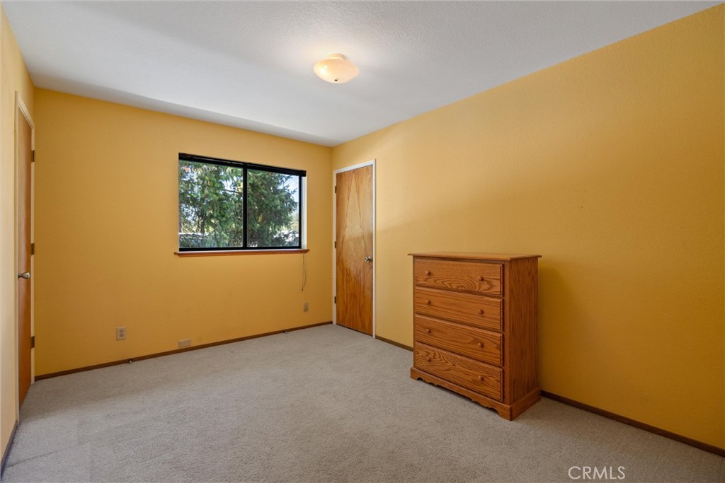 400 1st Property Photo 27