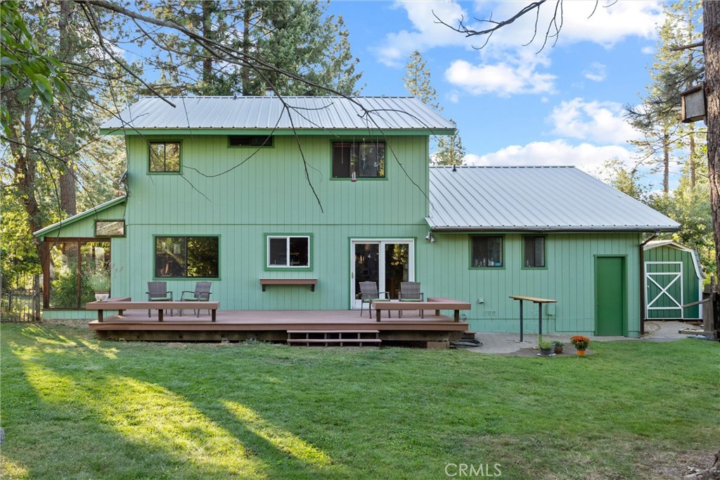 400 1st Property Photo 31