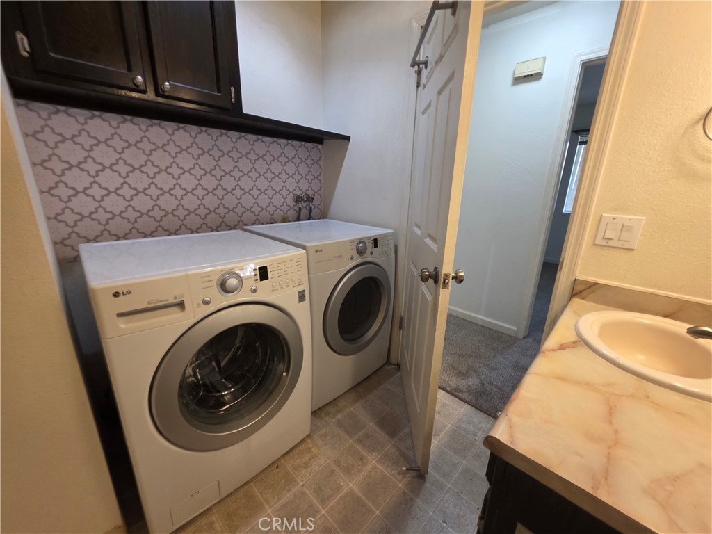 1110 W 8th 3 Property Photo 7