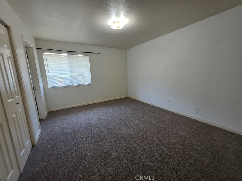 1110 W 8th 3 Property Photo 8