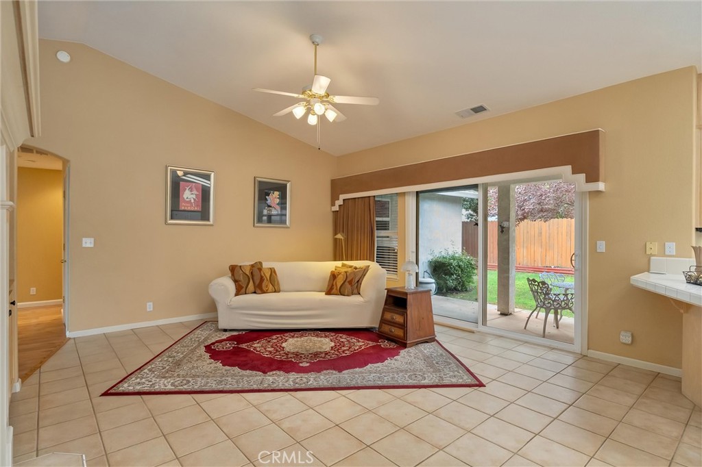 3041 Hancock Property Photo 16
