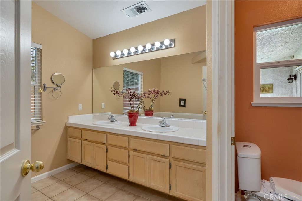 3041 Hancock Property Photo 35