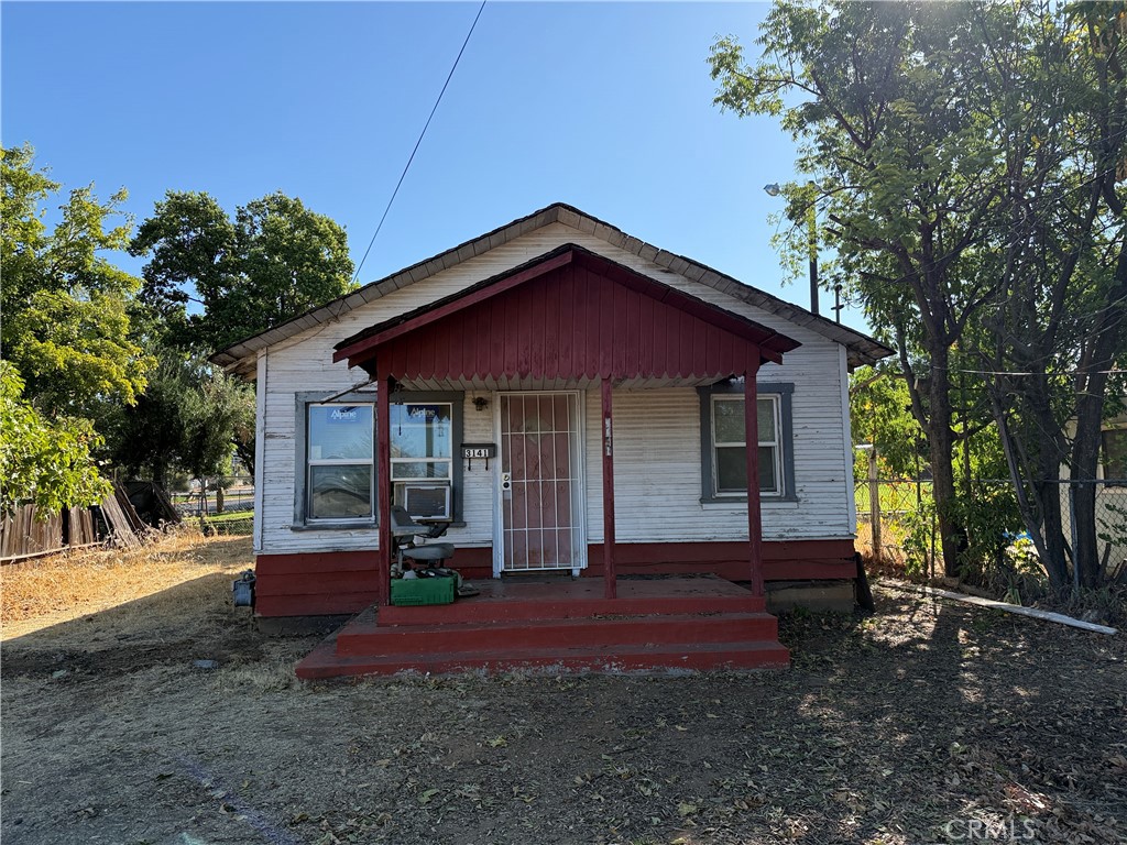 3141 Burlington Property Photo 1