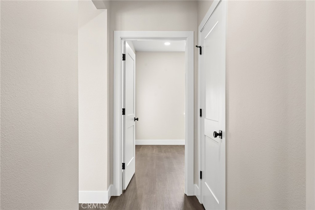 5811 Golden Oaks Road Property Photo 21