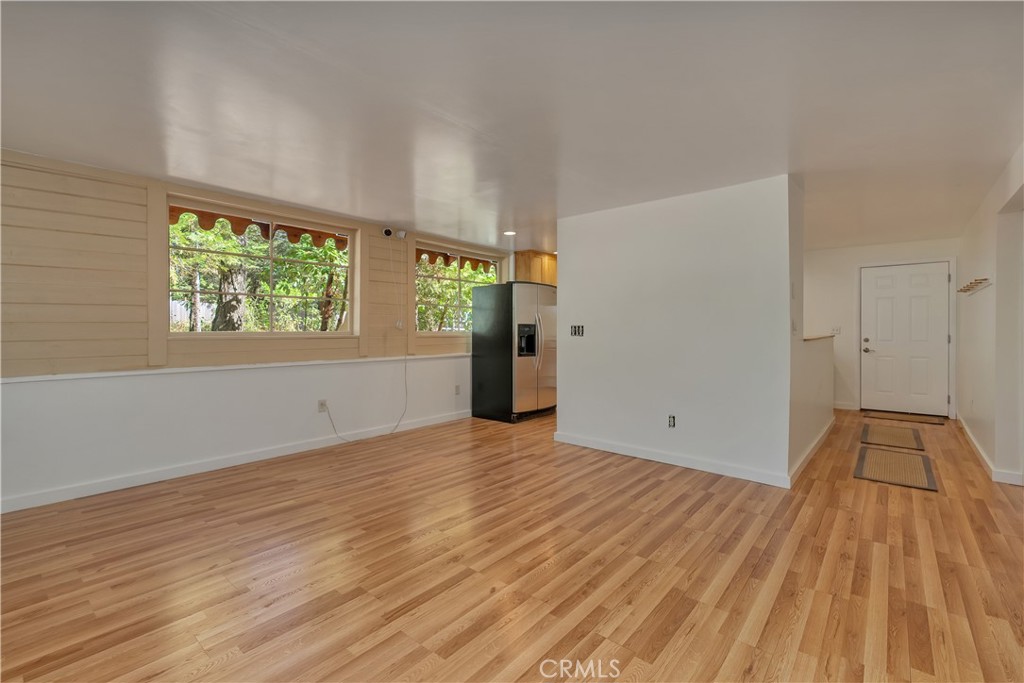 19133 New York Flat Road Property Photo 9