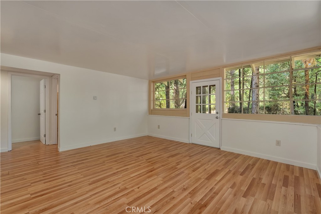 19133 New York Flat Road Property Photo 11