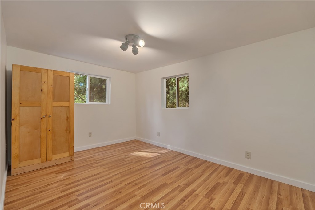 19133 New York Flat Road Property Photo 17