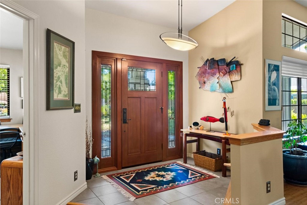 350 Idyllwild Circle Property Photo 6