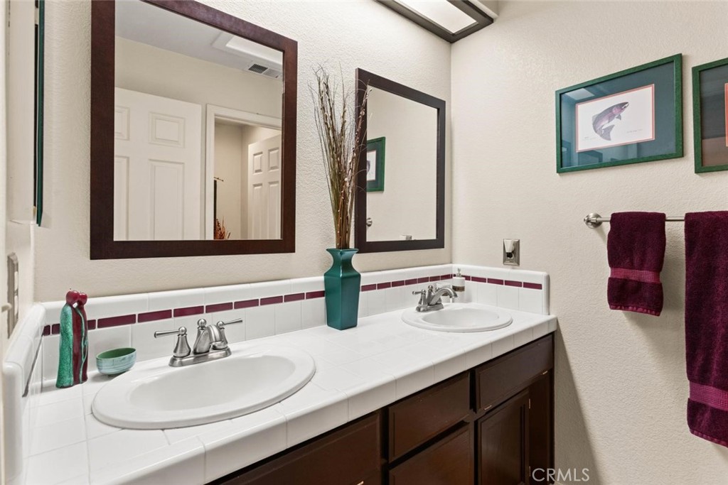 350 Idyllwild Circle Property Photo 34