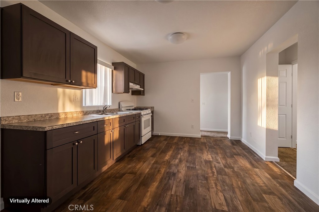 304 S Sacramento Street Property Photo 12