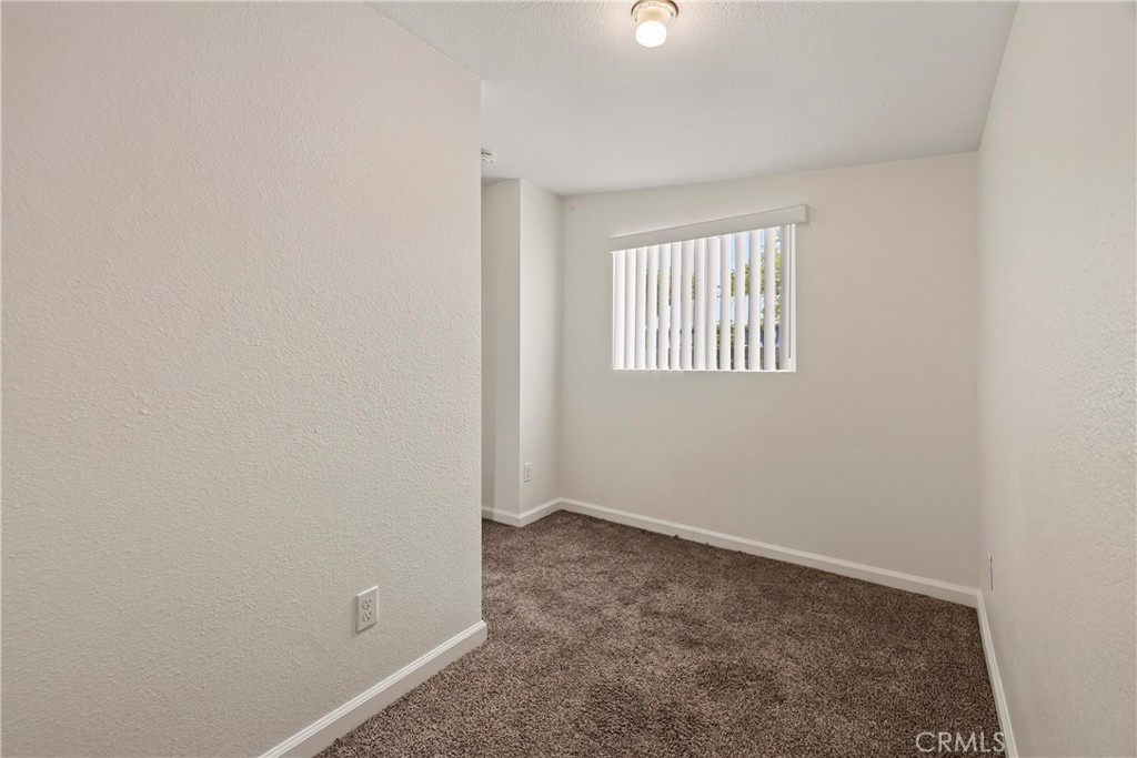 304 S Sacramento Street Property Photo 28
