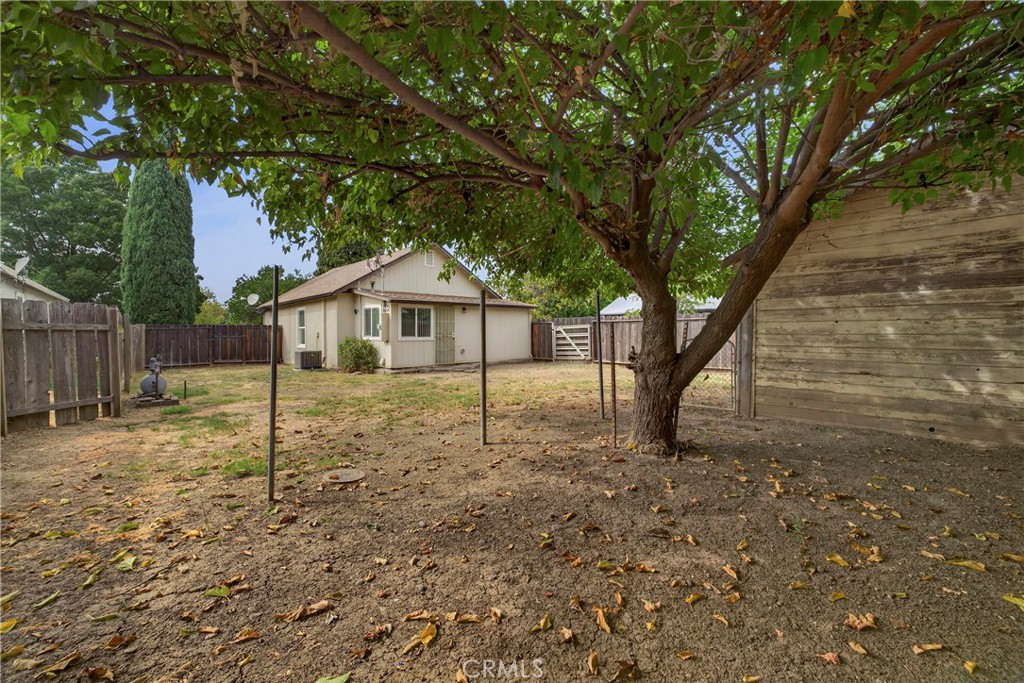 304 S Sacramento Street Property Photo 32