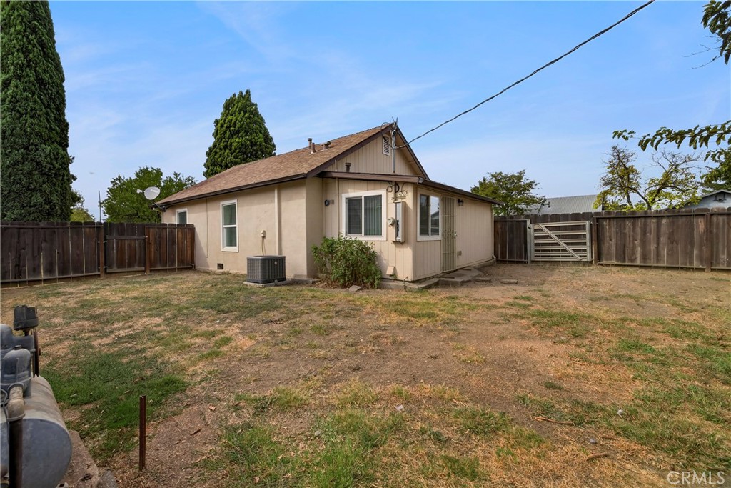 304 S Sacramento Street Property Photo 33