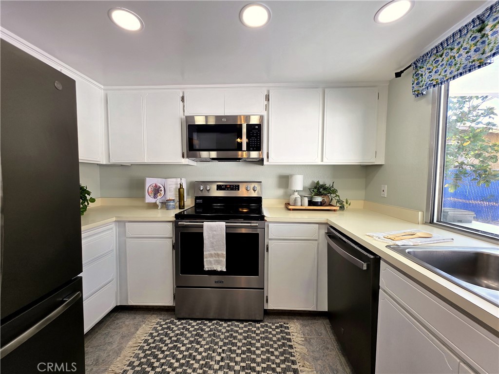 3 Stallion Court Property Photo 3