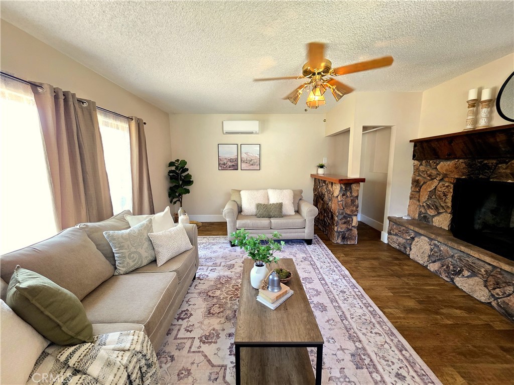 3 Stallion Court Property Photo 5
