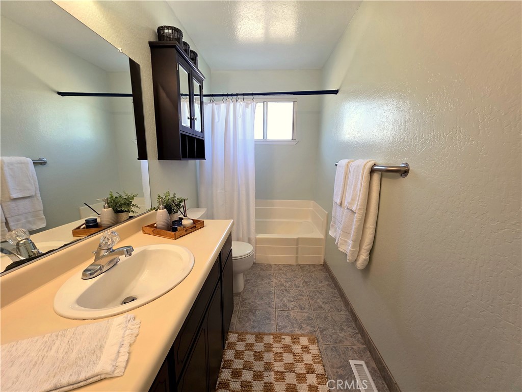 3 Stallion Court Property Photo 34
