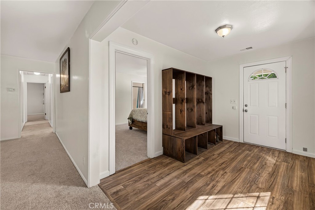 658 4th Street Property Photo 9