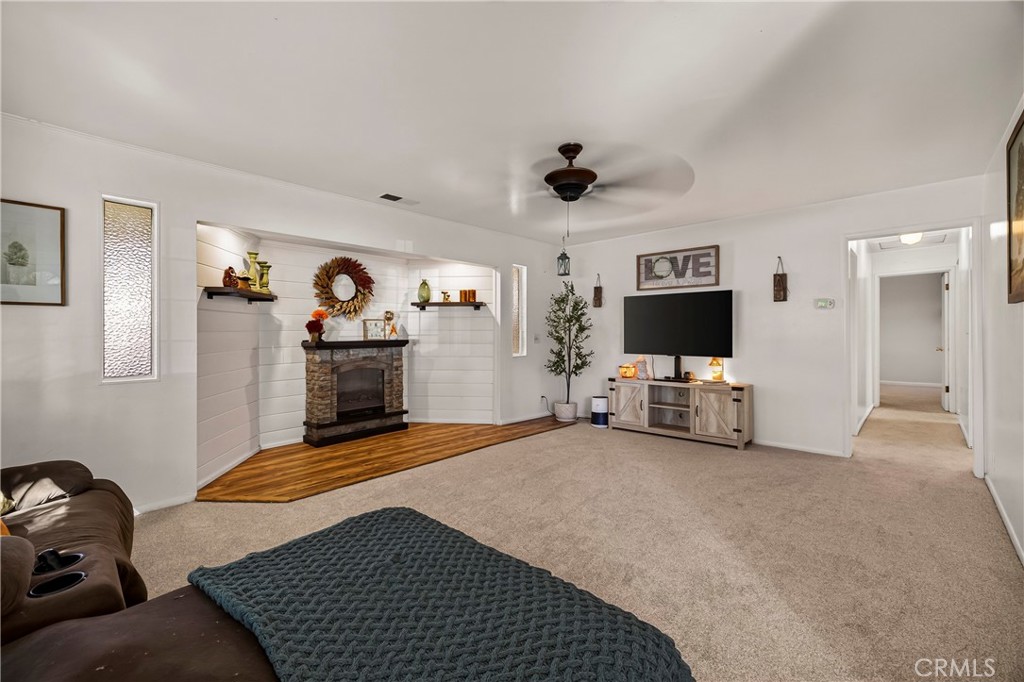658 4th Street Property Photo 13