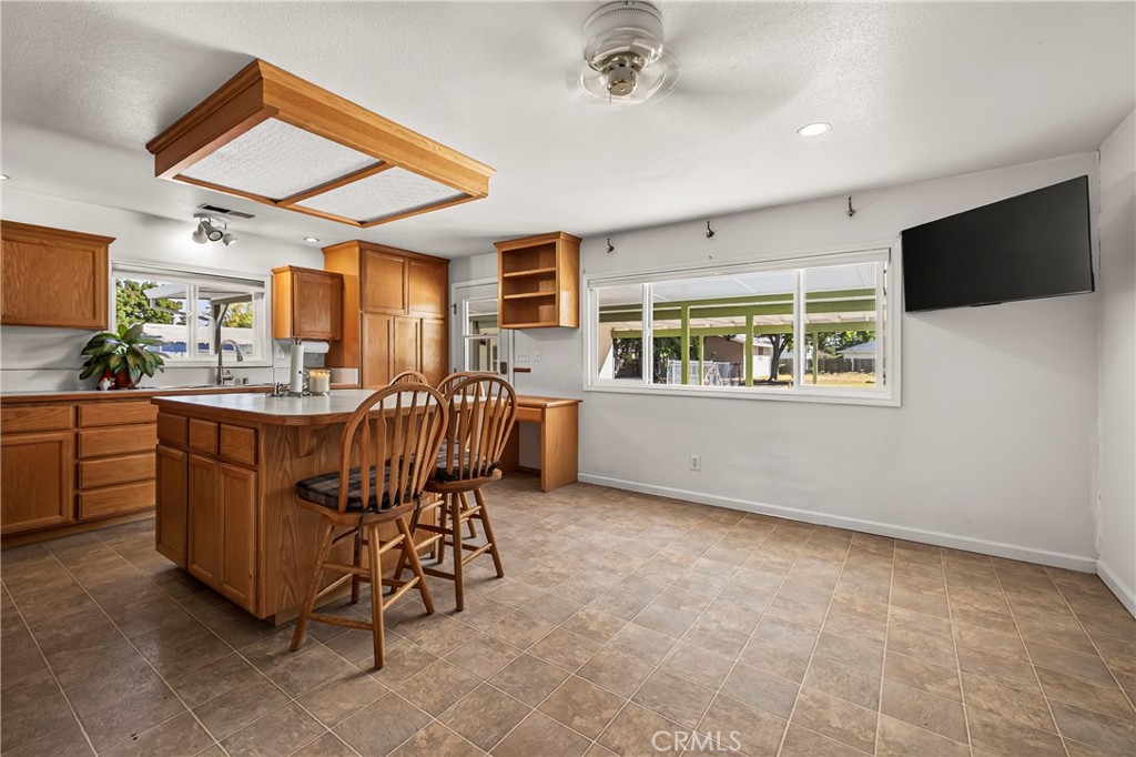 658 4th Street Property Photo 15