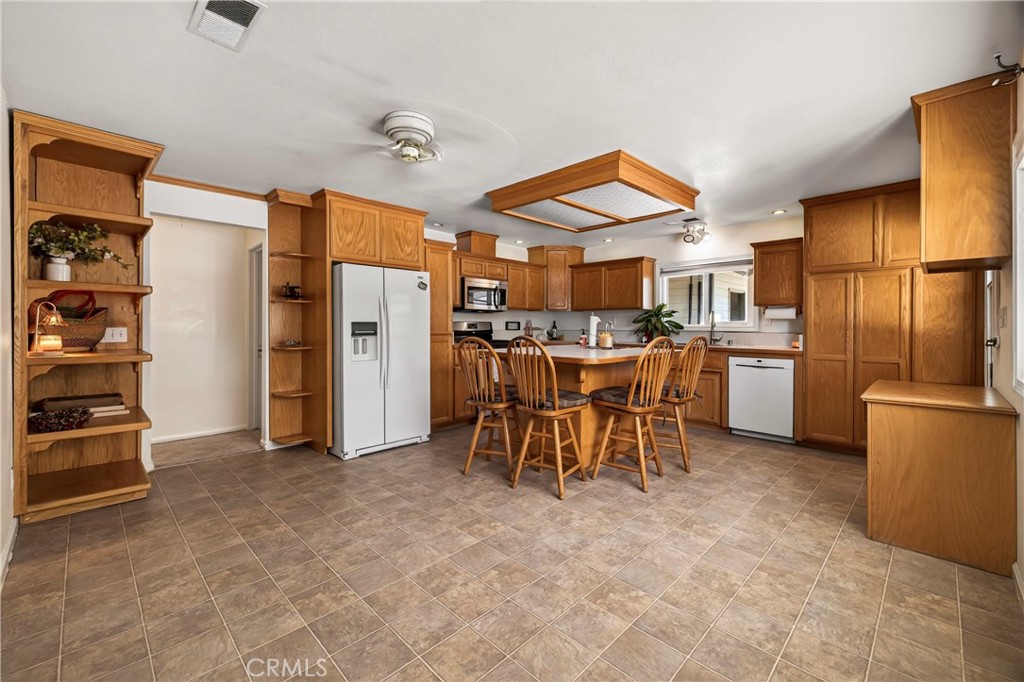 658 4th Street Property Photo 16