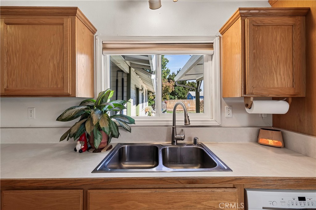 658 4th Street Property Photo 22
