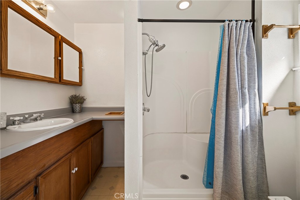 658 4th Street Property Photo 28