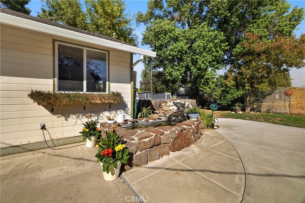 658 4th Street Property Photo 52