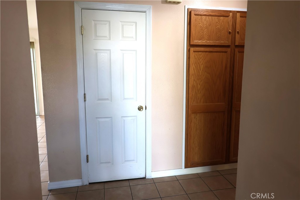 693 Fripp Property Photo 8