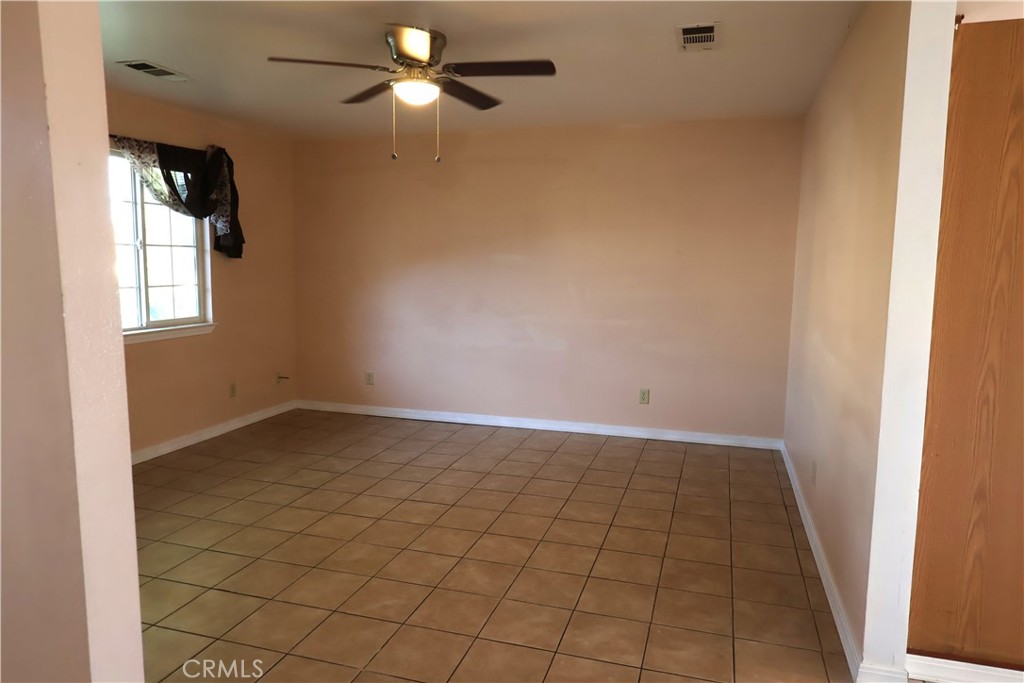 693 Fripp Property Photo 9
