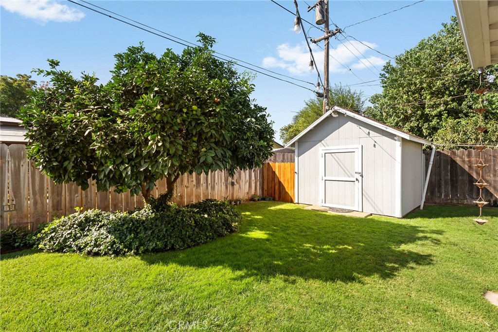 942 Elm Street Property Photo 41
