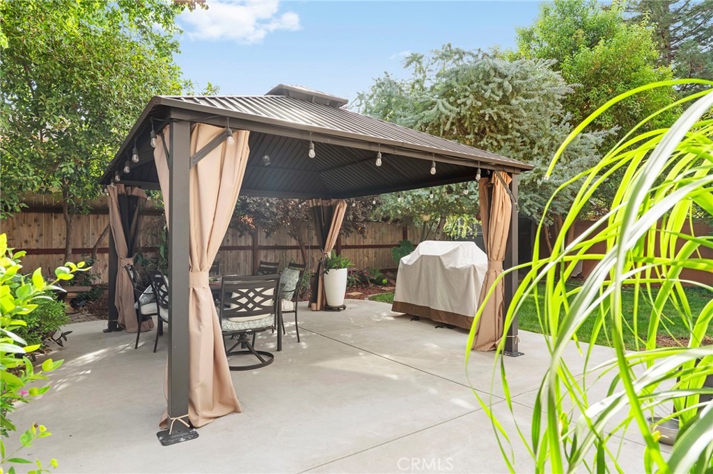 12 Towser Property Photo 30