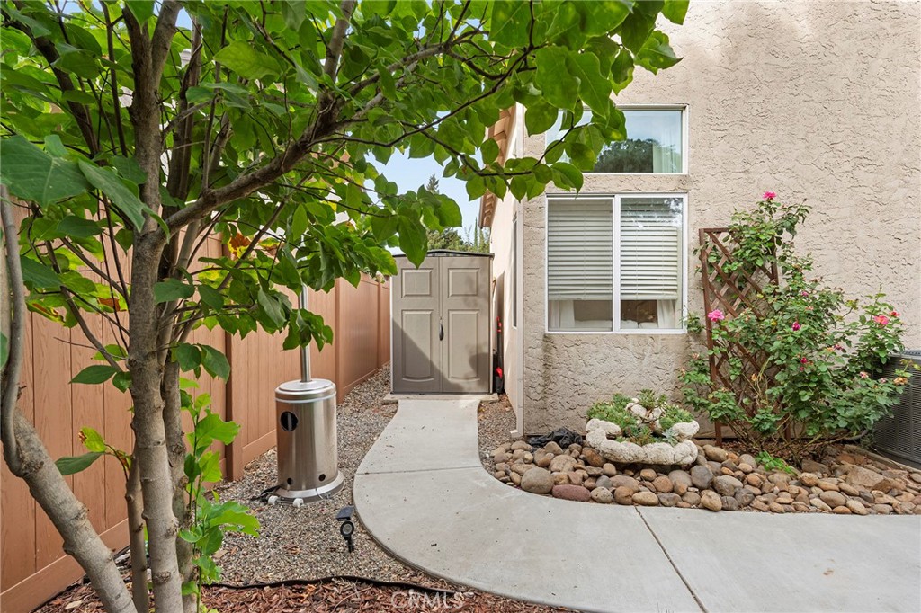 12 Towser Property Photo 31