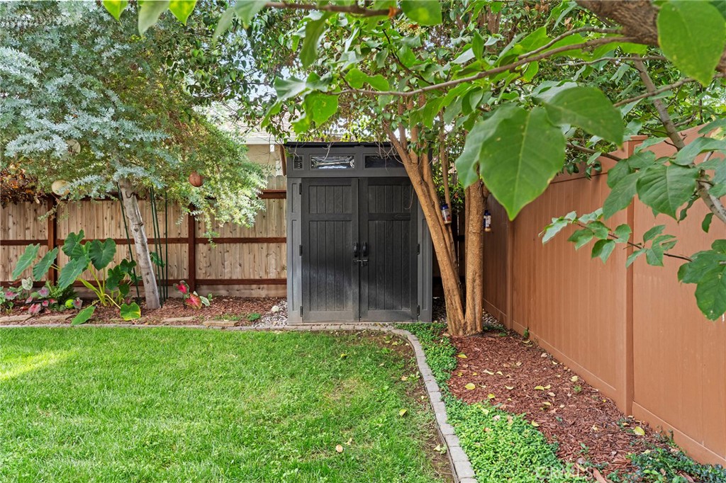 12 Towser Property Photo 33