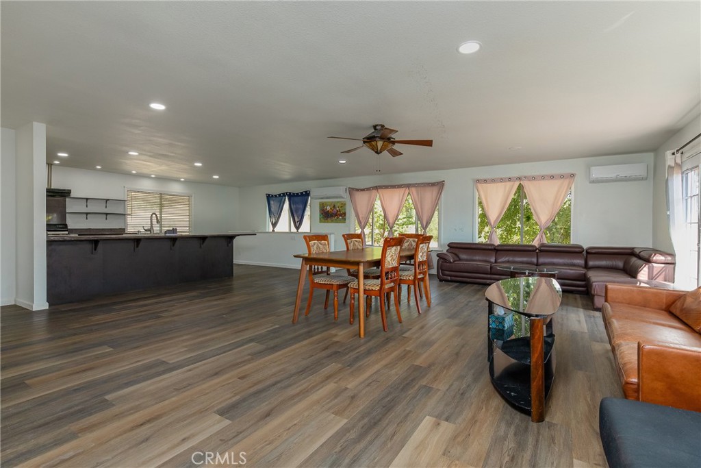 5967 Golden Feather Property Photo 7