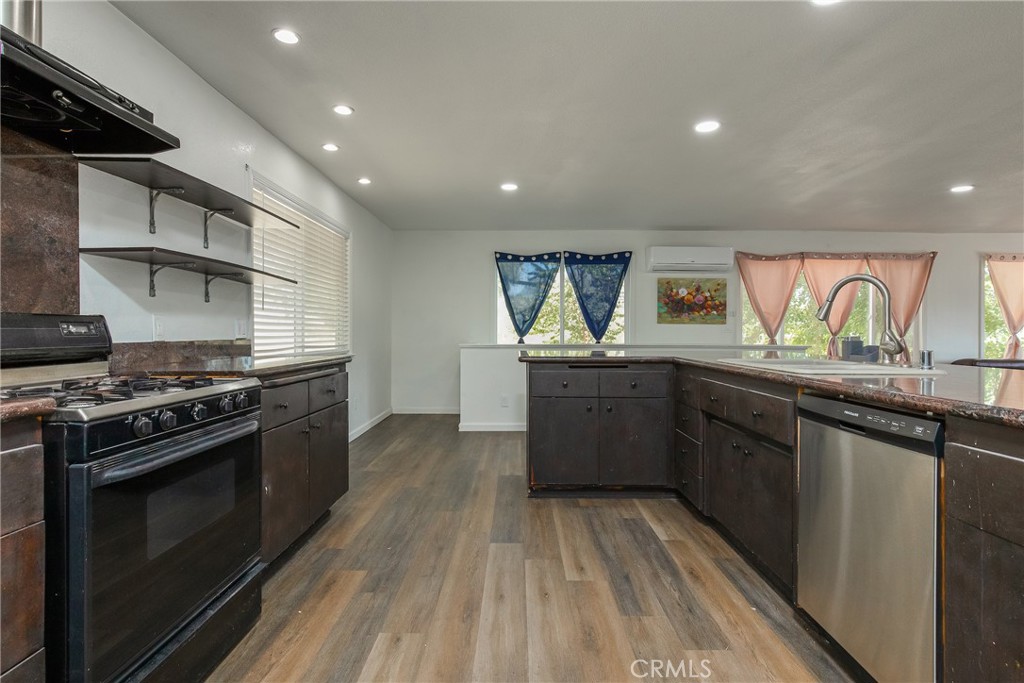 5967 Golden Feather Property Photo 11