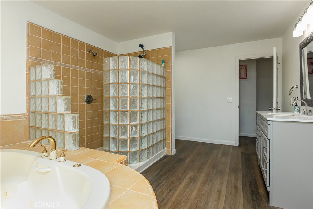 5967 Golden Feather Property Photo 17