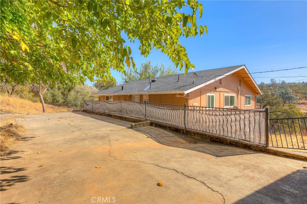 5967 Golden Feather Property Photo 31