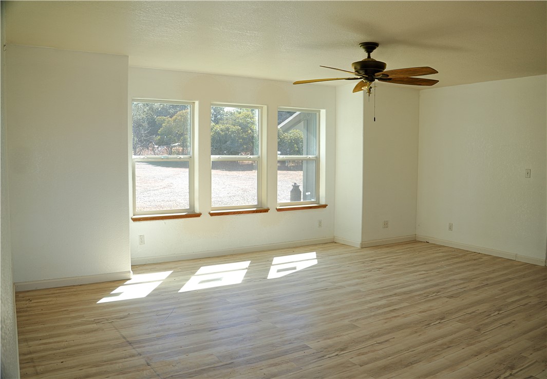 19490 Alta Vista Drive Property Photo 5
