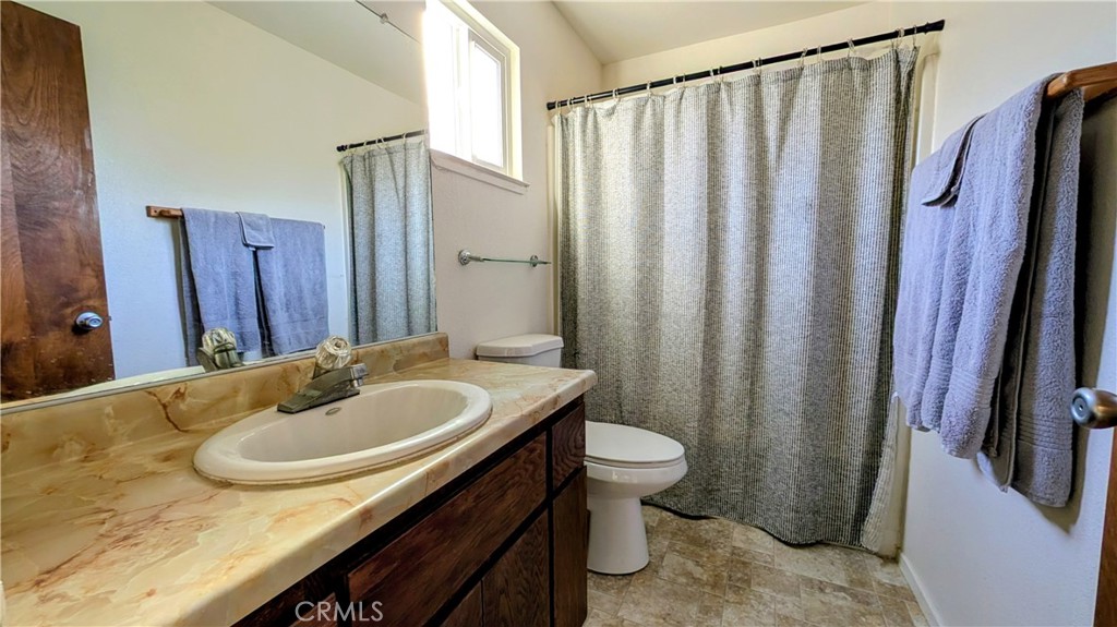 2375 Notre Dame Boulevard 1 Property Photo 6