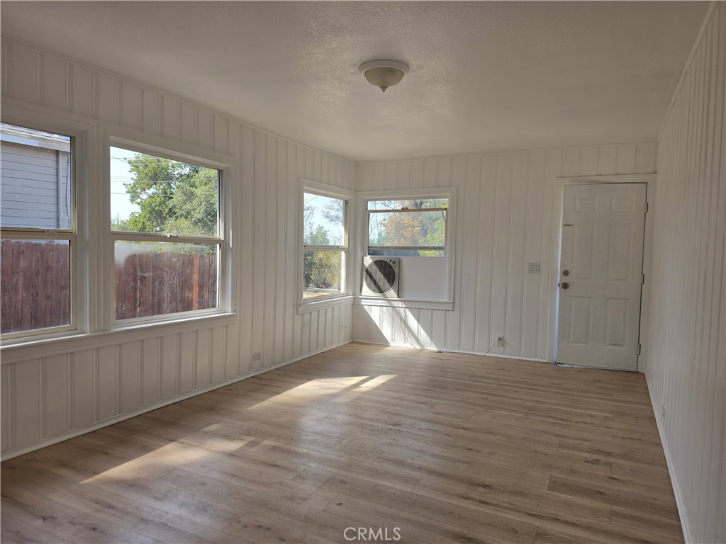 4831 Virginia Property Photo 6