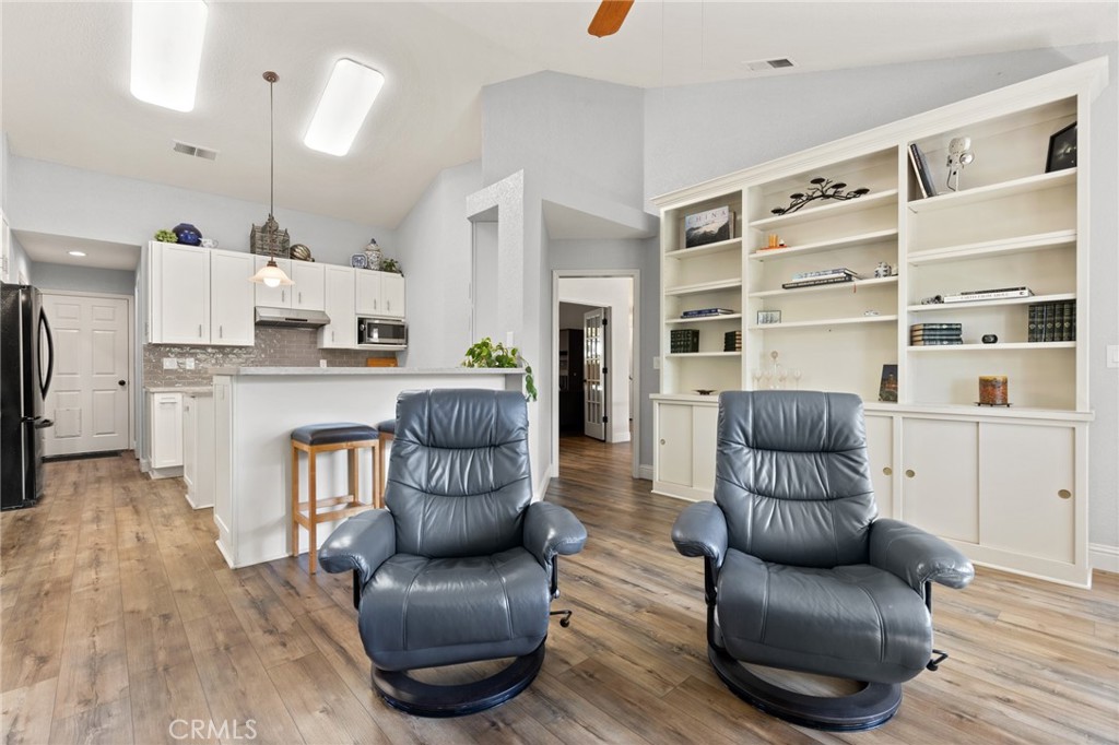 374 Brookside Drive Property Photo 14