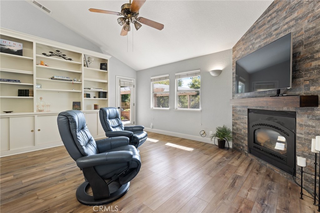 374 Brookside Drive Property Photo 15