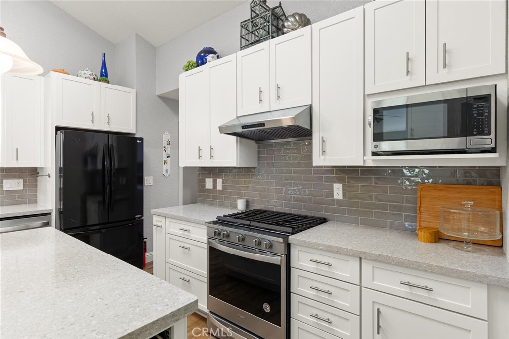 374 Brookside Drive Property Photo 18