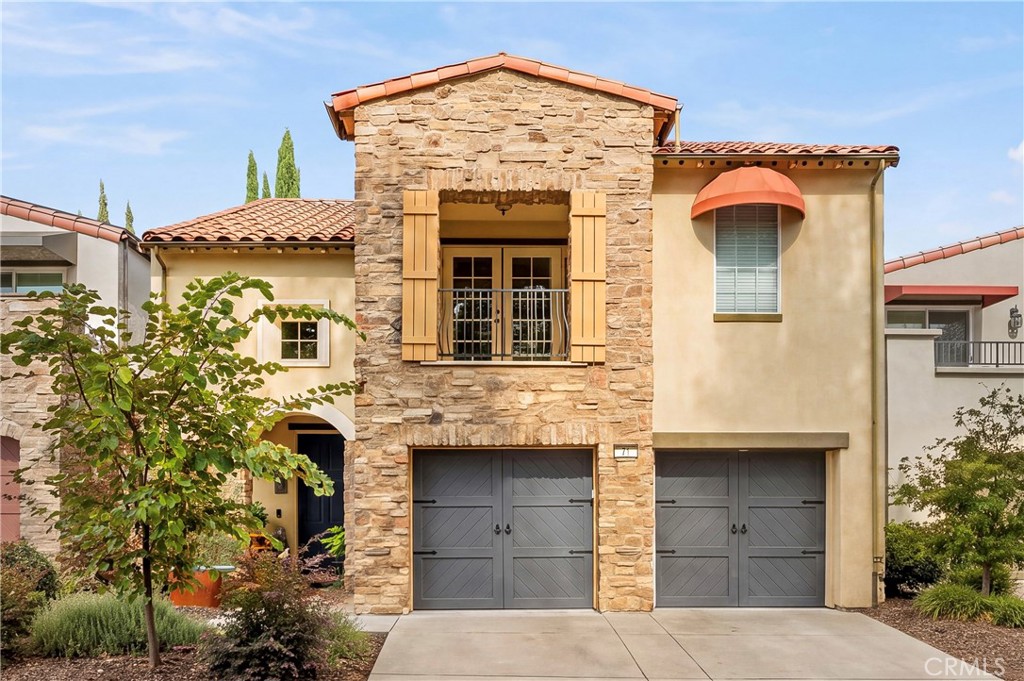 71 Veneto Circle Property Photo 1
