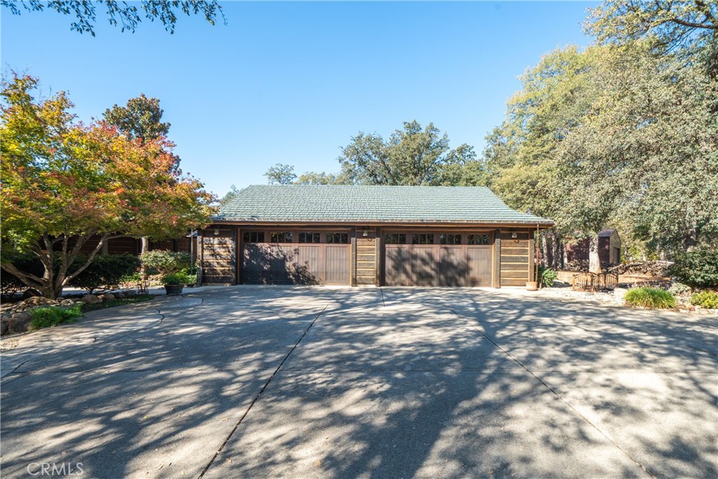 15900 El Camino Robles Property Photo 3
